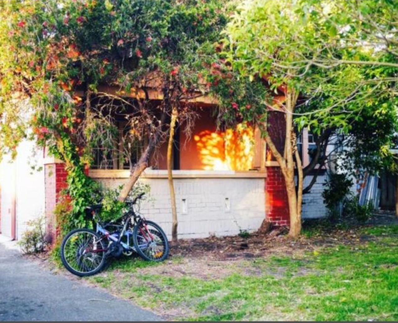 St Kilda East backpackers' hostel Melbourne City Exterior foto
